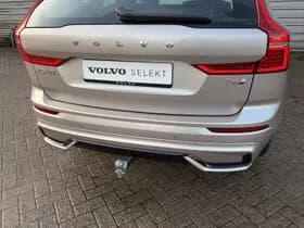 Volvo XC60 2.0 T6 Plug-in hybrid AWD Plus Dark / Panoramadak / elektr. stoelen met geheugen / trekhaak / thumbnail 23