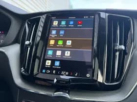 Volvo XC60 2.0 T6 Plug-in hybrid AWD Plus Dark / Panoramadak / elektr. stoelen met geheugen / trekhaak / thumbnail 30