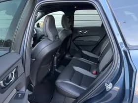 Volvo XC60 2.0 T6 Plug-in hybrid AWD Plus Black Edition / Nieuw uit voorraad / 21" Glossy Black / head-up display / elektrisch glazen panorama-dak / thumbnail 12