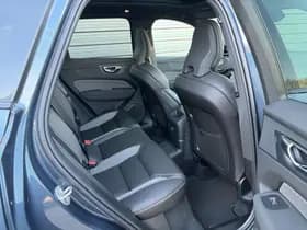 Volvo XC60 2.0 T6 Plug-in hybrid AWD Plus Black Edition / Nieuw uit voorraad / 21" Glossy Black / head-up display / elektrisch glazen panorama-dak / thumbnail 13