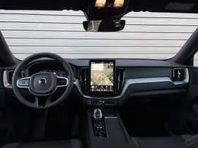 Volvo XC60 2.0 T6 Plug-in hybrid AWD Plus Black Edition / Nieuw uit voorraad / 21" Glossy Black / head-up display / elektrisch glazen panorama-dak / thumbnail 16