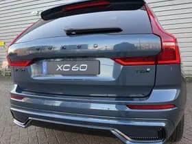 Volvo XC60 2.0 T6 Plug-in hybrid AWD Plus Black Edition / Nieuw uit voorraad / 21" Glossy Black / head-up display / elektrisch glazen panorama-dak / thumbnail 5