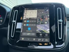 Volvo EX40 Extended Range Ultra Black Ed. / panoramadak / Rondomzichtcamera / Harman/Kardon / Stuur- en stoelverwarming / thumbnail 26