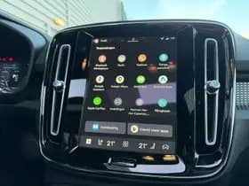 Volvo EX40 Extended Range Ultra Black Ed. / panoramadak / Rondomzichtcamera / Harman/Kardon / Stuur- en stoelverwarming / thumbnail 28