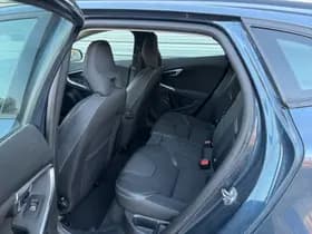 Volvo V40 2.0 D2 Nordic+ / LED koplampen / Trekhaak / Achteruitrijcamera / Stoelverwarming / thumbnail 12