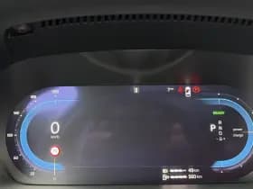 Volvo V60 2.0 T8 Plug-in hybrid AWD Plus Dark / Speciale samenstelling / 19" Velgen Black / B&W audio / Exterieur Styling Kit / thumbnail 21