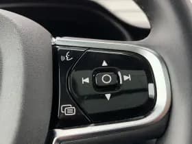 Volvo V60 2.0 T8 Plug-in hybrid AWD Plus Dark / Speciale samenstelling / 19" Velgen Black / B&W audio / Exterieur Styling Kit / thumbnail 23