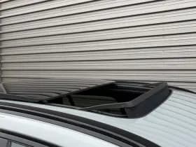 Volvo V60 2.0 T8 Plug-in hybrid AWD Plus Dark / Speciale samenstelling / 19" Velgen Black / B&W audio / Exterieur Styling Kit / thumbnail 28