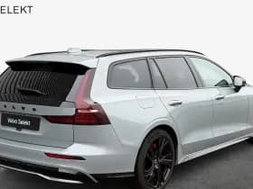 Volvo V60 2.0 T8 Plug-in hybrid AWD Plus Dark / Speciale samenstelling / 19" Velgen Black / B&W audio / Exterieur Styling Kit / thumbnail 4