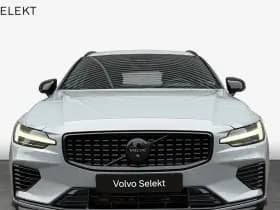 Volvo V60 2.0 T8 Plug-in hybrid AWD Plus Dark / Speciale samenstelling / 19" Velgen Black / B&W audio / Exterieur Styling Kit / thumbnail 5