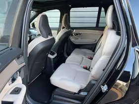 Volvo XC90 T8 Plug-in hybrid AWD Ultra Dark / Gelaagde zijruit(en) / B&W Audio / 22" Velgen / Luchtvering / thumbnail 12