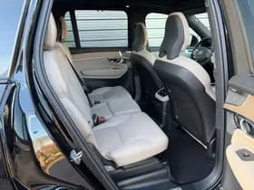Volvo XC90 T8 Plug-in hybrid AWD Ultra Dark / Gelaagde zijruit(en) / B&W Audio / 22" Velgen / Luchtvering / thumbnail 13