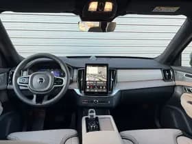 Volvo XC90 T8 Plug-in hybrid AWD Ultra Dark / Gelaagde zijruit(en) / B&W Audio / 22" Velgen / Luchtvering / thumbnail 16