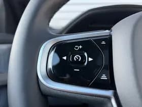 Volvo XC90 T8 Plug-in hybrid AWD Ultra Dark / Gelaagde zijruit(en) / B&W Audio / 22" Velgen / Luchtvering / thumbnail 20