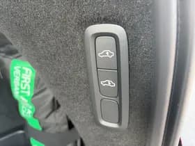 Volvo XC90 T8 Plug-in hybrid AWD Ultra Dark / Gelaagde zijruit(en) / B&W Audio / 22" Velgen / Luchtvering / thumbnail 23