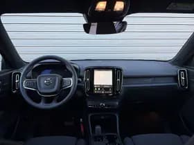 Volvo EX40 Extended Range Plus 82 kWh / Harman/kardon / Achteruitrijcamera / Stoel- en stuurverwarming thumbnail 16