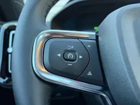 Volvo EX40 Extended Range Plus 82 kWh / Harman/kardon / Achteruitrijcamera / Stoel- en stuurverwarming thumbnail 20