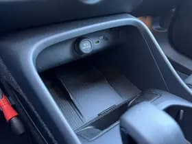 Volvo EX40 Extended Range Plus 82 kWh / Harman/kardon / Achteruitrijcamera / Stoel- en stuurverwarming thumbnail 29