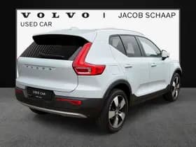 Volvo XC40 1.5 T3 Momentum Pro / Panoramdak / Lederen bekleding / 19" Velgen / thumbnail 2