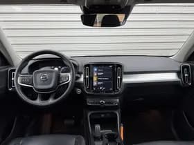 Volvo XC40 1.5 T3 Momentum Pro / Panoramdak / Lederen bekleding / 19" Velgen / thumbnail 16