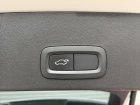 Volvo XC40 1.5 T3 Momentum Pro / Panoramdak / Lederen bekleding / 19" Velgen / thumbnail 22