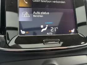 Volvo XC40 1.5 T3 Momentum Pro / Panoramdak / Lederen bekleding / 19" Velgen / thumbnail 27