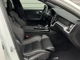 Volvo V60 T6 Plug-in hybrid AWD Plus Dark / I Love Sweden uitvoering / Exterieur Styling kit / 19" Velgen / Sport stoelen / thumbnail 15