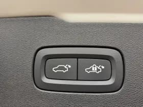 Volvo V60 T6 Plug-in hybrid AWD Plus Dark / I Love Sweden uitvoering / Exterieur Styling kit / 19" Velgen / Sport stoelen / thumbnail 23