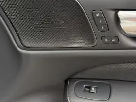 Volvo V60 T6 Plug-in hybrid AWD Plus Dark / I Love Sweden uitvoering / Exterieur Styling kit / 19" Velgen / Sport stoelen / thumbnail 26