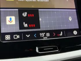 Volvo V60 T6 Plug-in hybrid AWD Plus Dark / I Love Sweden uitvoering / Exterieur Styling kit / 19" Velgen / Sport stoelen / thumbnail 31