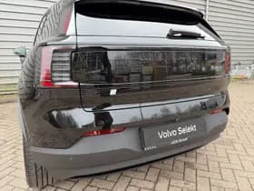Volvo EX30 Extended Range Black Edition 69 kWh / Elektrisch verstelbare voorstoelen / Pack Climat / 19" / thumbnail 5
