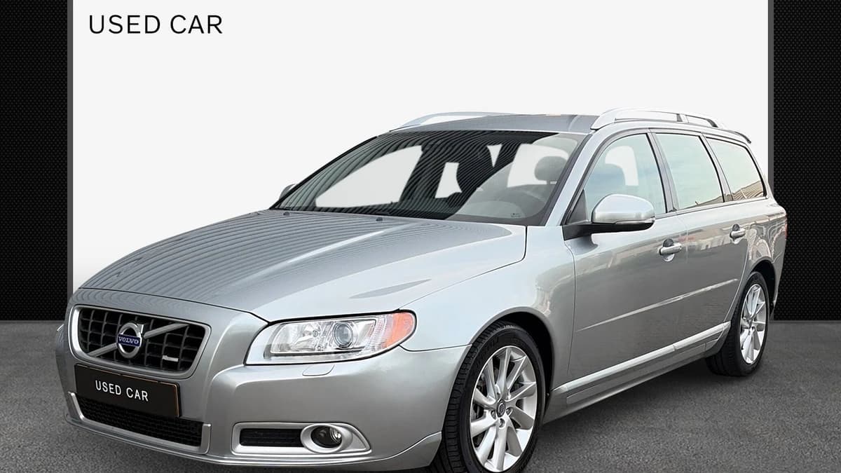 Volvo V70 T4 R-Edition Automaat / Plus Line / Dakrails / Trekhaak / — foto 1