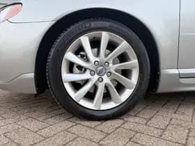 Volvo V70 T4 R-Edition Automaat / Plus Line / Dakrails / Trekhaak / thumbnail 6