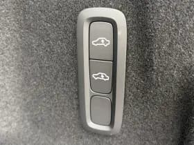 Volvo XC60 T6 350PK Plug-in hybrid AWD Ultra Dark / Black Sheep pakket / Luchtvering / Nordico bekleding / thumbnail 23