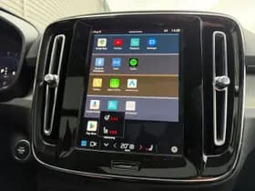 Volvo XC40 2.0 B4 Plus Dark / Panoramadak / Lederen bekleding / Trekhaak / Parkeerverwarming / thumbnail 29