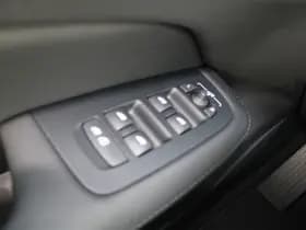 Volvo V60 T6 Plug-in hybrid AWD Essential Bright thumbnail 18