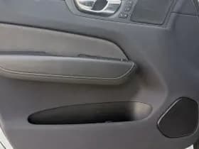 Volvo XC60 2.0 Recharge T6 AWD R-Design / 21 Velgen / Treeplanken / Sport stoelen / thumbnail 18