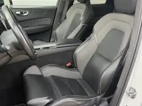 Volvo XC60 2.0 Recharge T6 AWD R-Design / 21 Velgen / Treeplanken / Sport stoelen / thumbnail 9