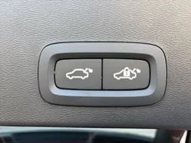 Volvo EX40 Extended Range Ultra 82 kWh / 360 Camera / Kantel/schuifdak / Elektrische voorstoelen / thumbnail 22