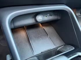 Volvo EX40 Extended Range Ultra 82 kWh / 360 Camera / Kantel/schuifdak / Elektrische voorstoelen / thumbnail 29