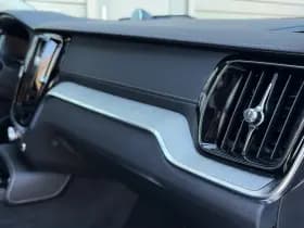 Volvo V60 T6 Plug-in hybrid AWD Ultra Dark / Massage / B&W audio / Stoelventilatie / Panoramadak / thumbnail 15