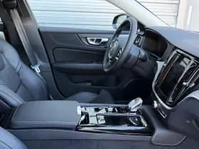 Volvo V60 T6 Plug-in hybrid AWD Ultra Dark / Massage / B&W audio / Stoelventilatie / Panoramadak / thumbnail 17