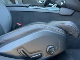 Volvo V60 T6 Plug-in hybrid AWD Ultra Dark / Massage / B&W audio / Stoelventilatie / Panoramadak / thumbnail 25