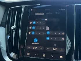 Volvo V60 T6 Plug-in hybrid AWD Ultra Dark / Massage / B&W audio / Stoelventilatie / Panoramadak / thumbnail 26