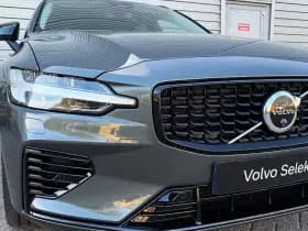 Volvo V60 T6 Plug-in hybrid AWD Ultra Dark / Massage / B&W audio / Stoelventilatie / Panoramadak / thumbnail 4