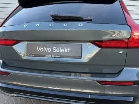 Volvo V60 T6 Plug-in hybrid AWD Ultra Dark / Massage / B&W audio / Stoelventilatie / Panoramadak / thumbnail 5