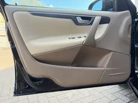 Volvo V70 2.0T Edition Sport / 17" Velgen / Trekhaak afneembaar / Xenon verlichting / thumbnail 18