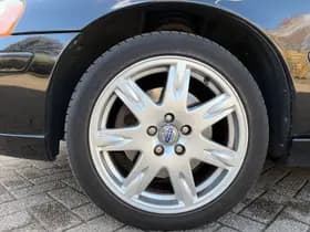 Volvo V70 2.0T Edition Sport / 17" Velgen / Trekhaak afneembaar / Xenon verlichting / thumbnail 6