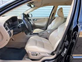 Volvo V70 2.0T Edition Sport / 17" Velgen / Trekhaak afneembaar / Xenon verlichting / thumbnail 8