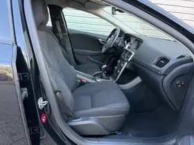 Volvo V40 1.6 T2 Summum / Xenon / 16" Velgen / Stoel verwarming / Voorruit verwarming / thumbnail 14